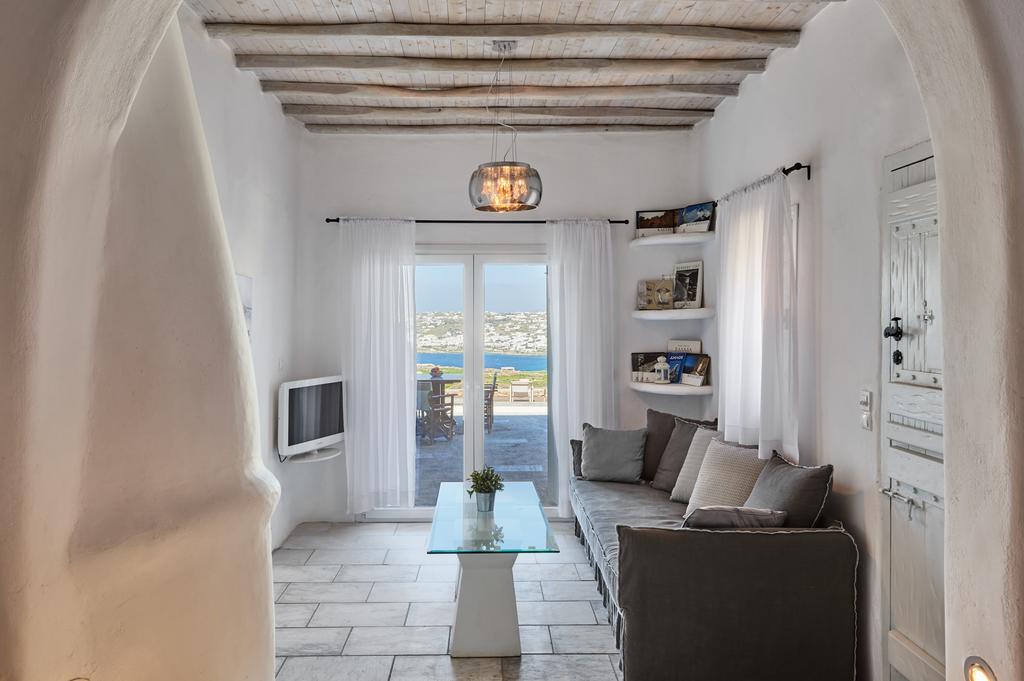 Nalu Villa *