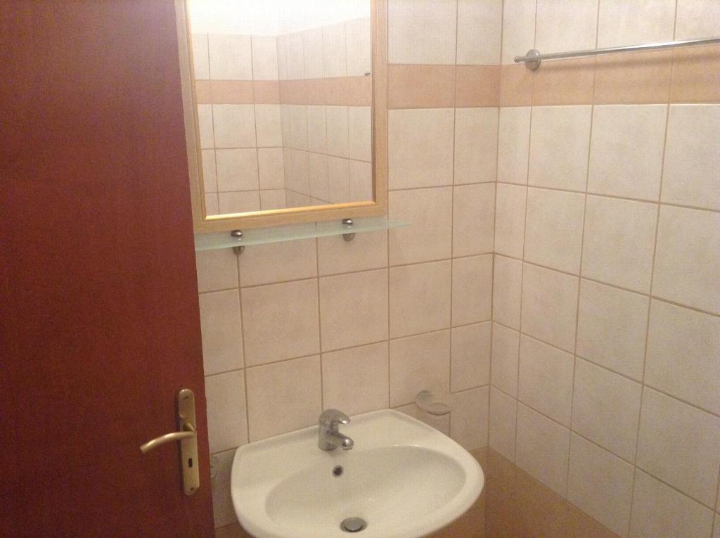 Anna Apartment *