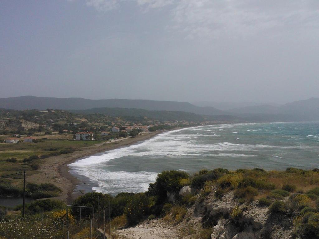 Pouloudia Vatera