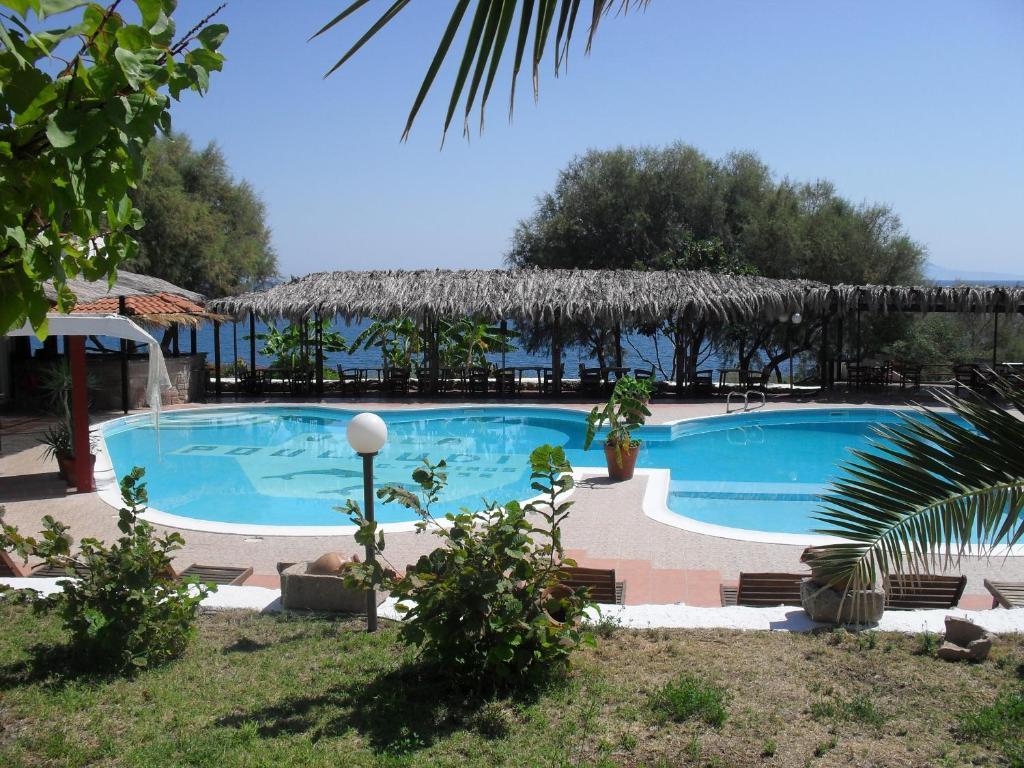 Pouloudia Vatera