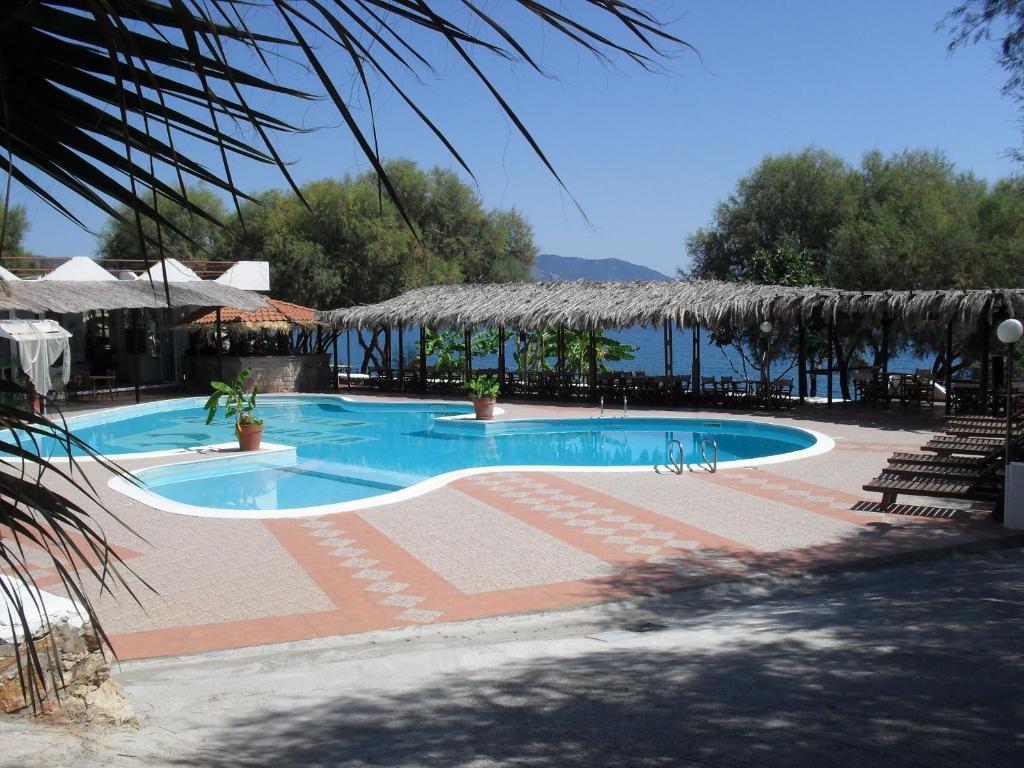 Pouloudia 2* Vatera