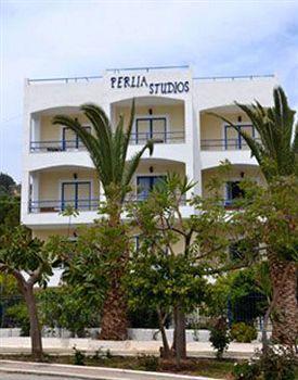 Valente Perlia Poros Town