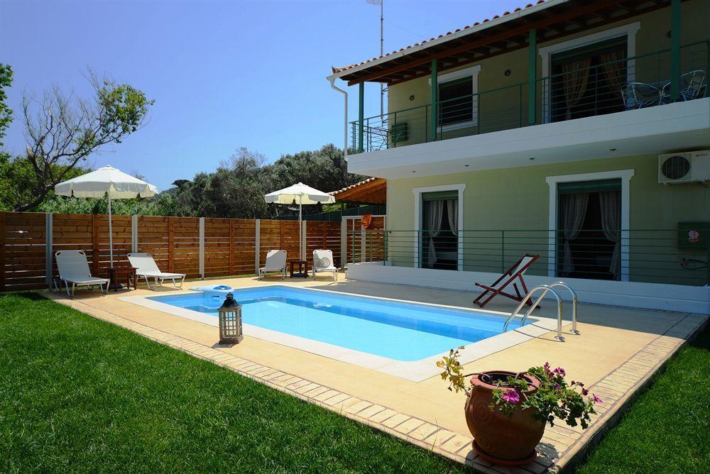 Holiday home Aselinos