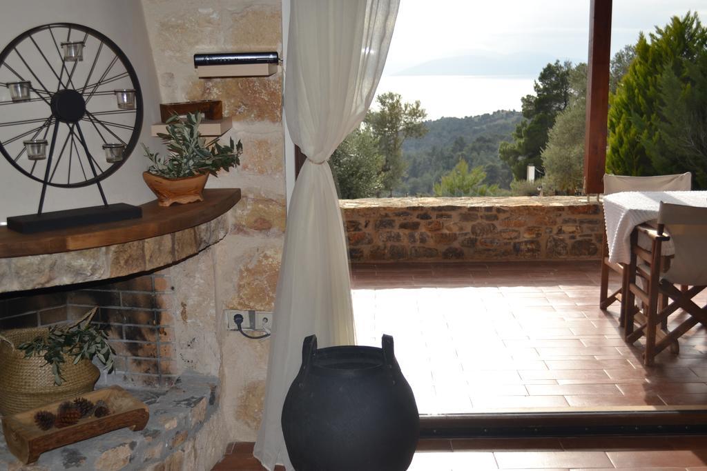 Evia Family House Holiday home Nerotrivia