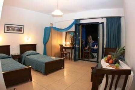 Aegean Sky Hotel-suites 3* Malia (Crete)