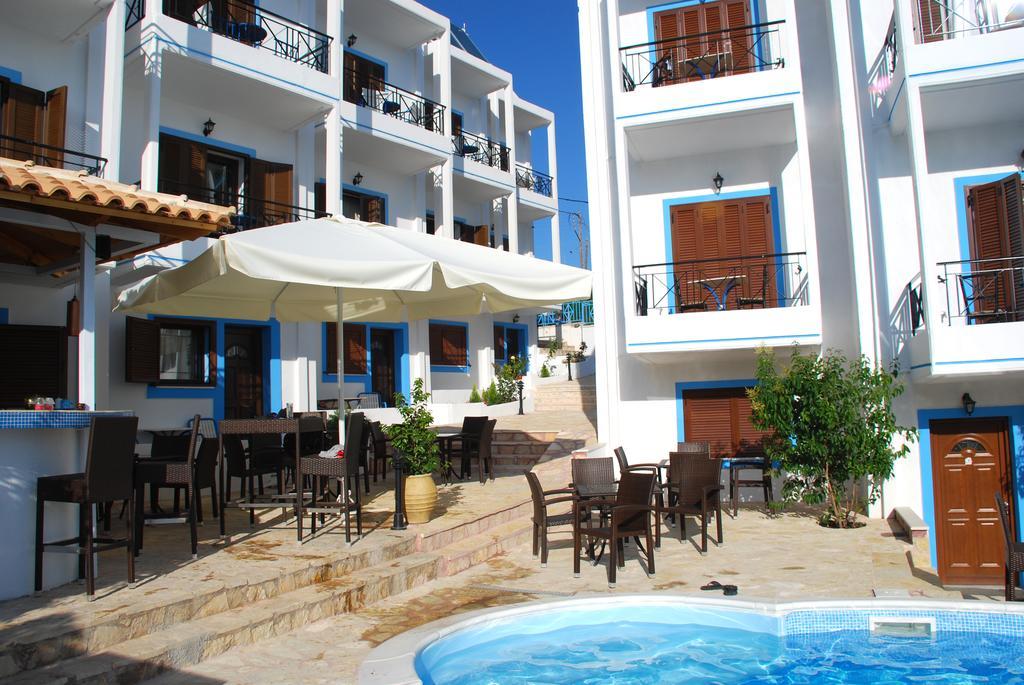 Avra Hotel 3*