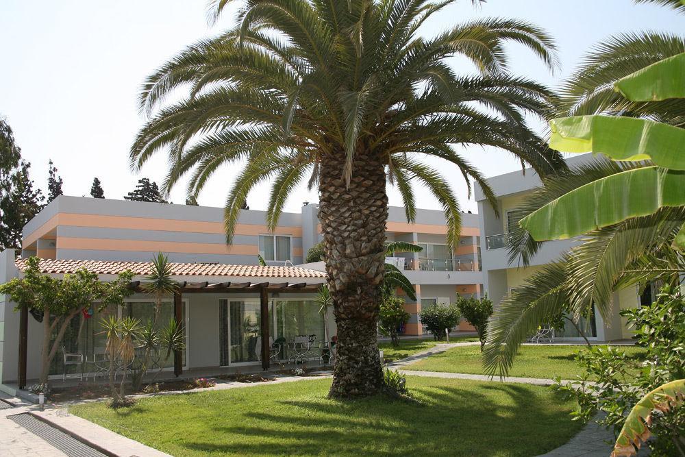 Sun Palace & Resort