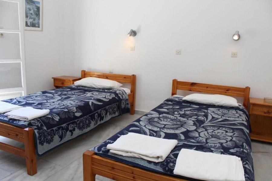 Purple Pig Stars Camping & Bungalows Hostel Mylopotas