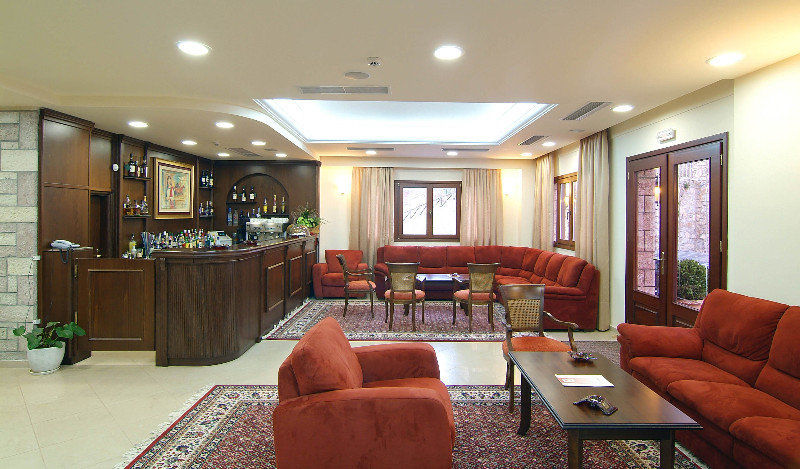 Apollonia Hotel 4*