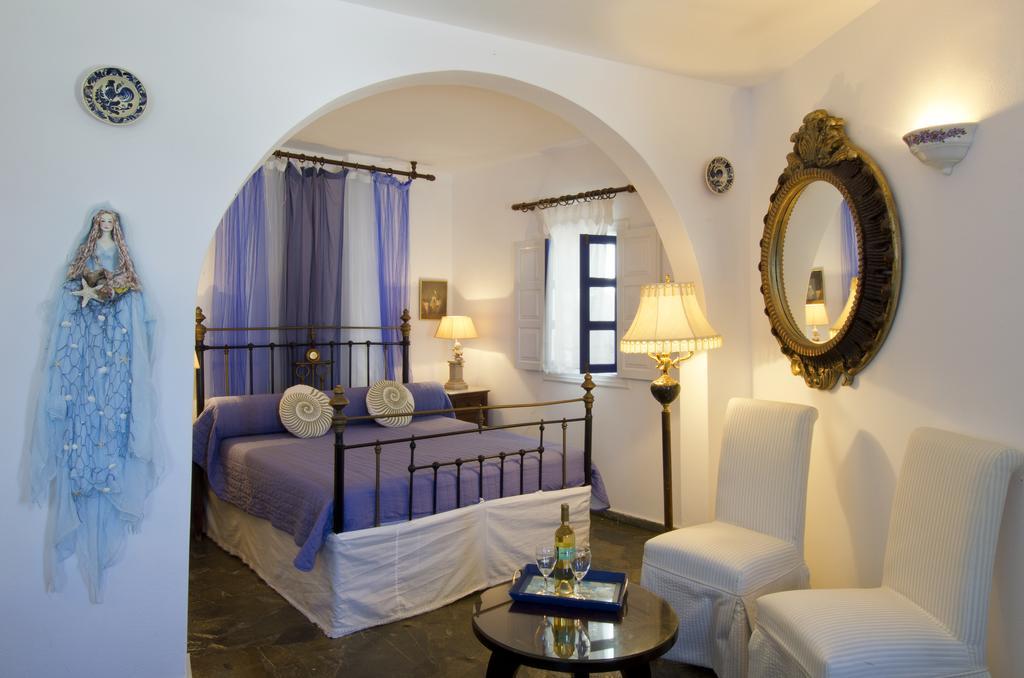 Pegados Aparthotel Folegandros Town