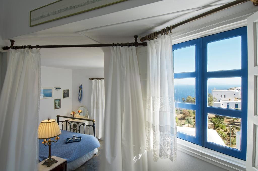 Pegados 3* Folegandros Town
