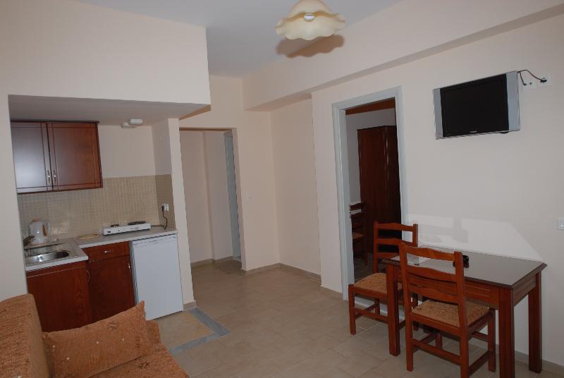 Eriphilly & Aparthotel Mithymna