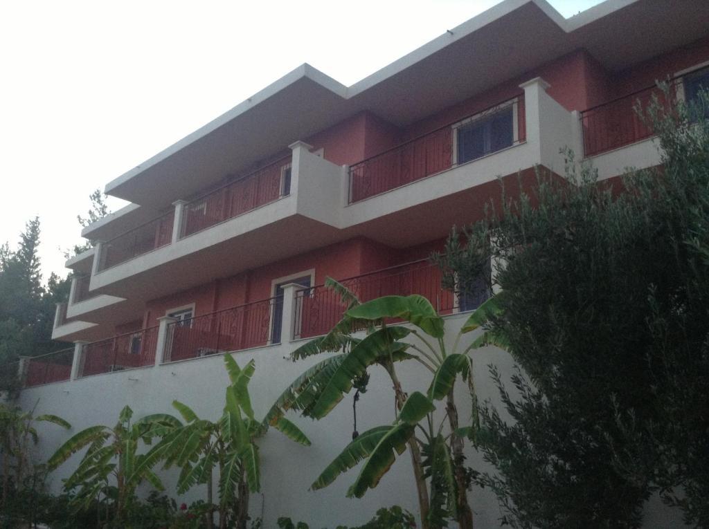 Anna Apartment