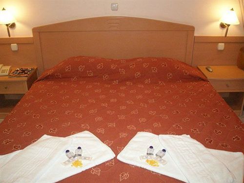 Hotel Tolo 3*
