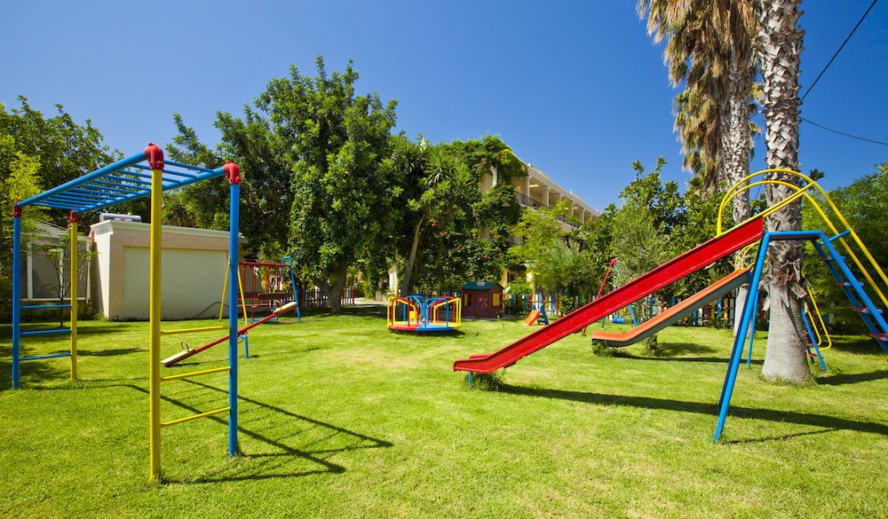 Apollon Hotel 4*