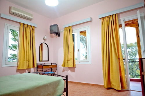 Venetia Hotel Perdika (Aegina)