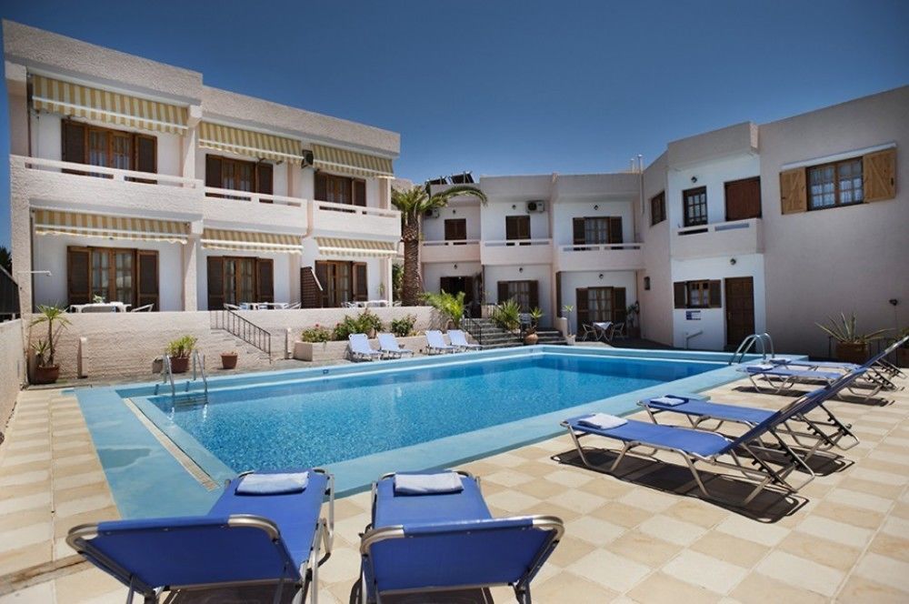 Alexander Apartment *