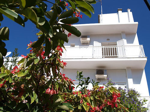 Lito Apartment *