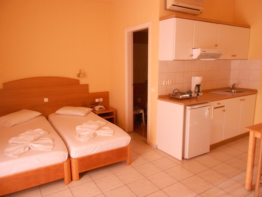 Golden Aparthotel 2*
