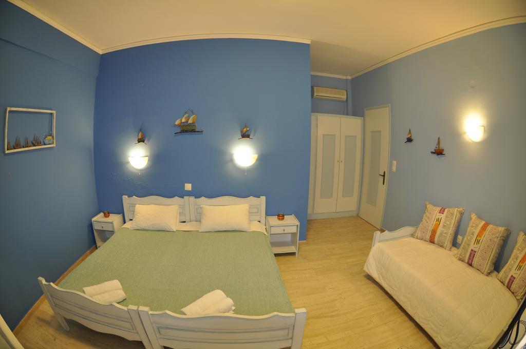 Toula * Dassia (Corfu)