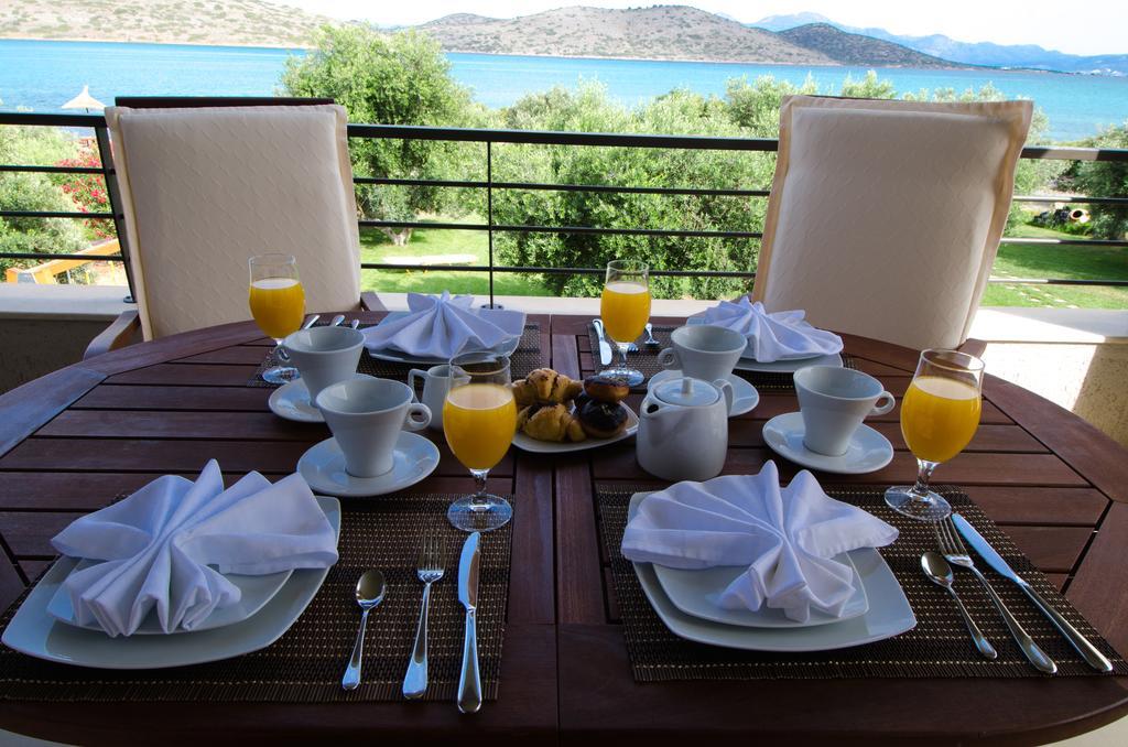 Villa Blue Island *