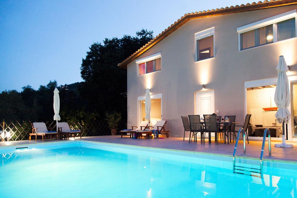 Villa Manos *