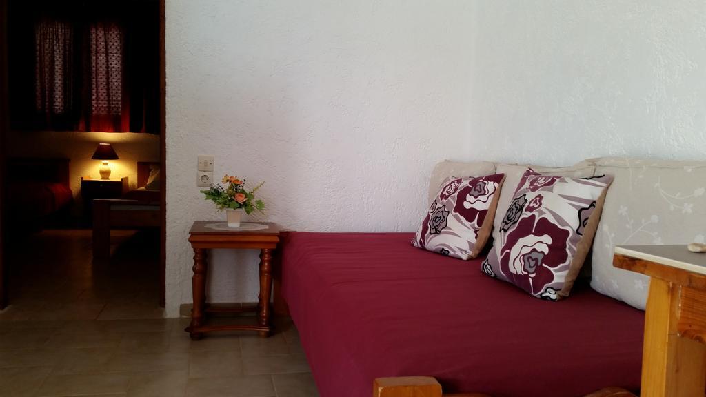 Apartment Xenia Makry Gialos (Crete)