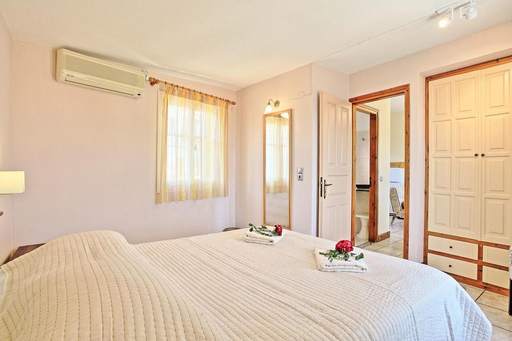 Apartment Avgi Ena *