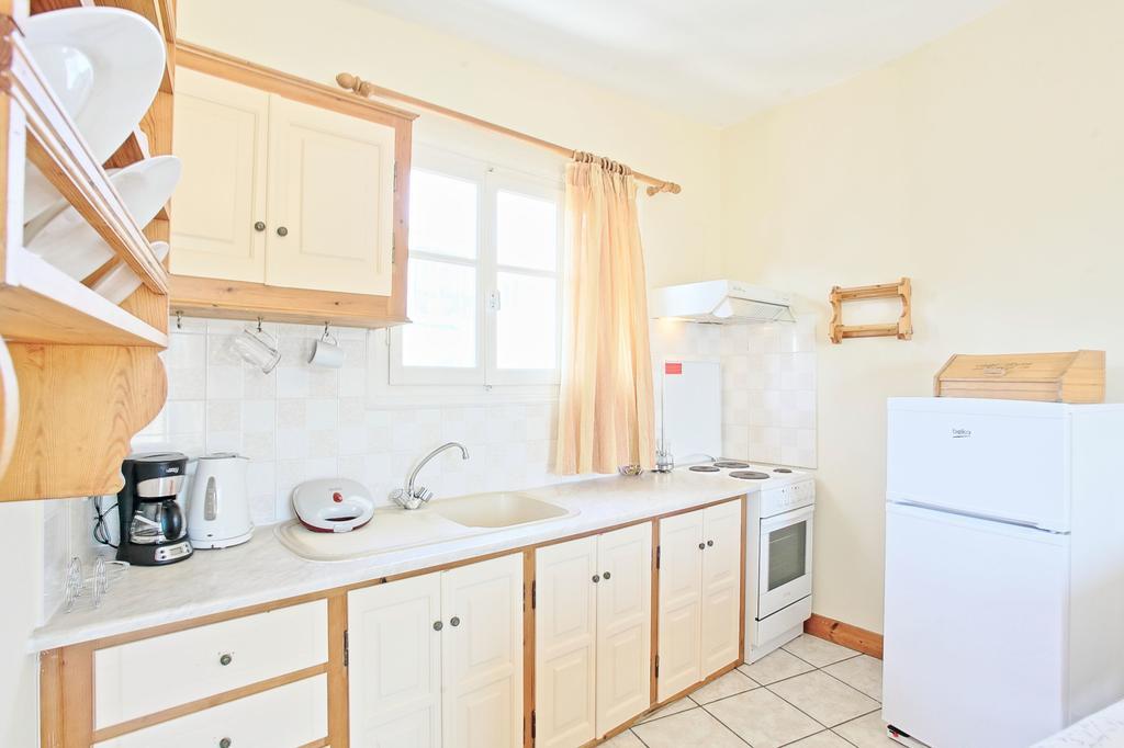 Avgi Ena Apartment *