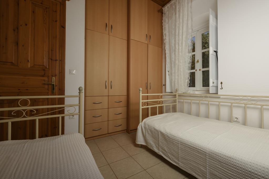 Anassa Traditional Stone House Holiday home *