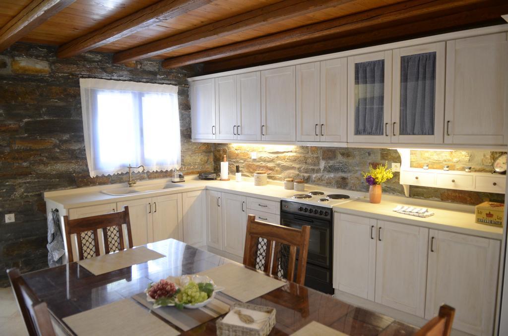 Holiday home Traditional In Kea