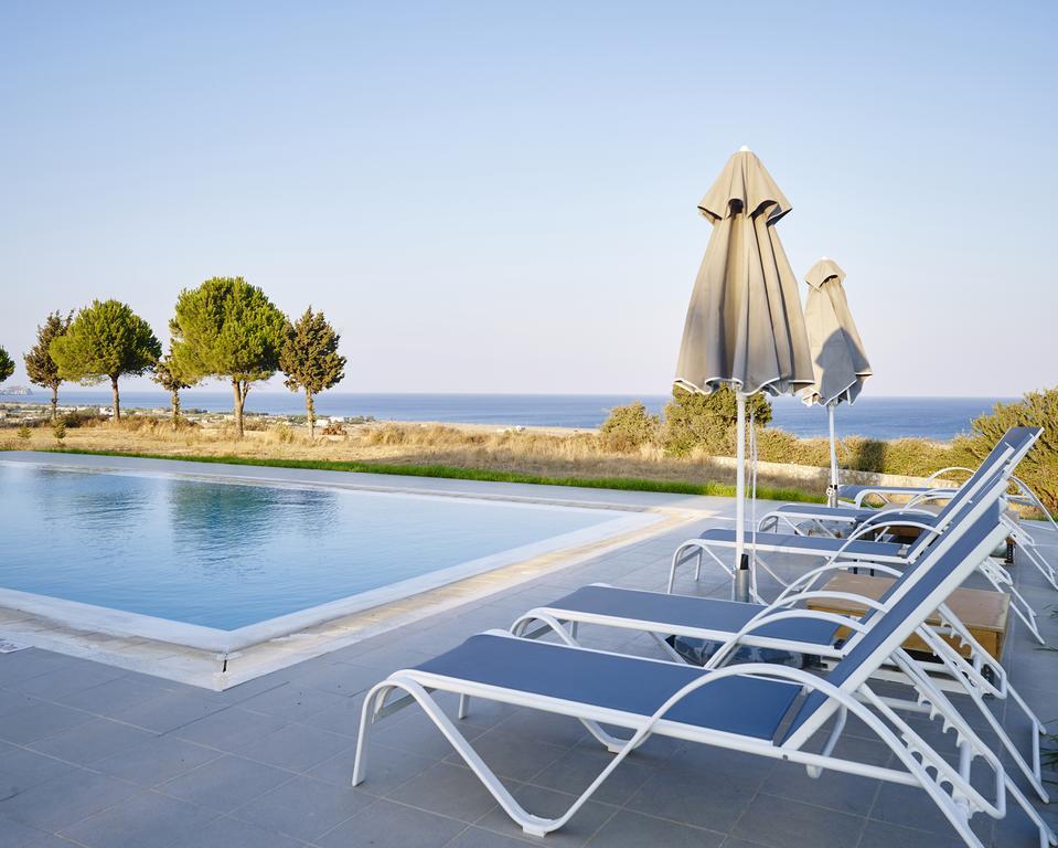 Luxury Trapezia Villa *