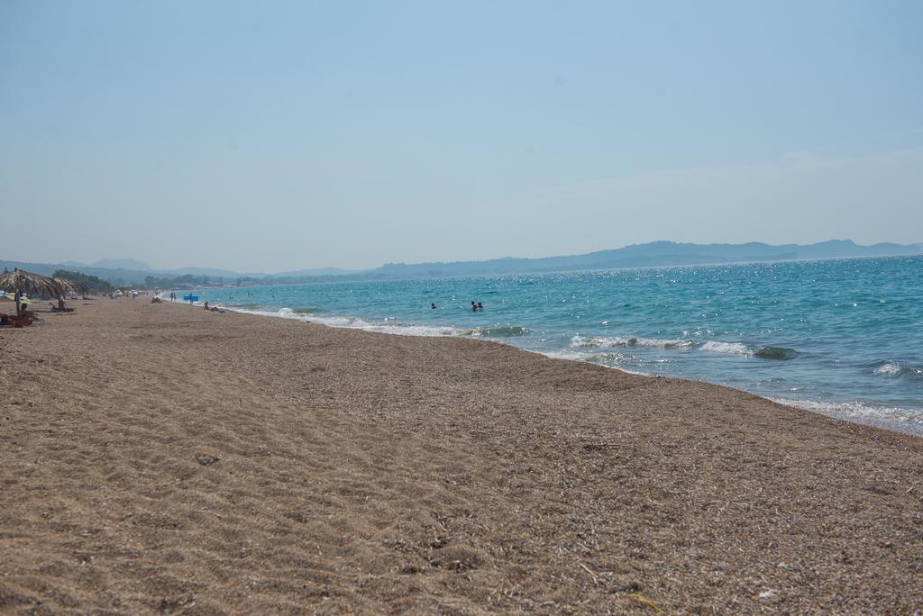 Lazaris Beach House Holiday home *