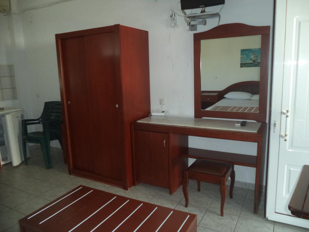 Lakis * Prinos (Thasos)
