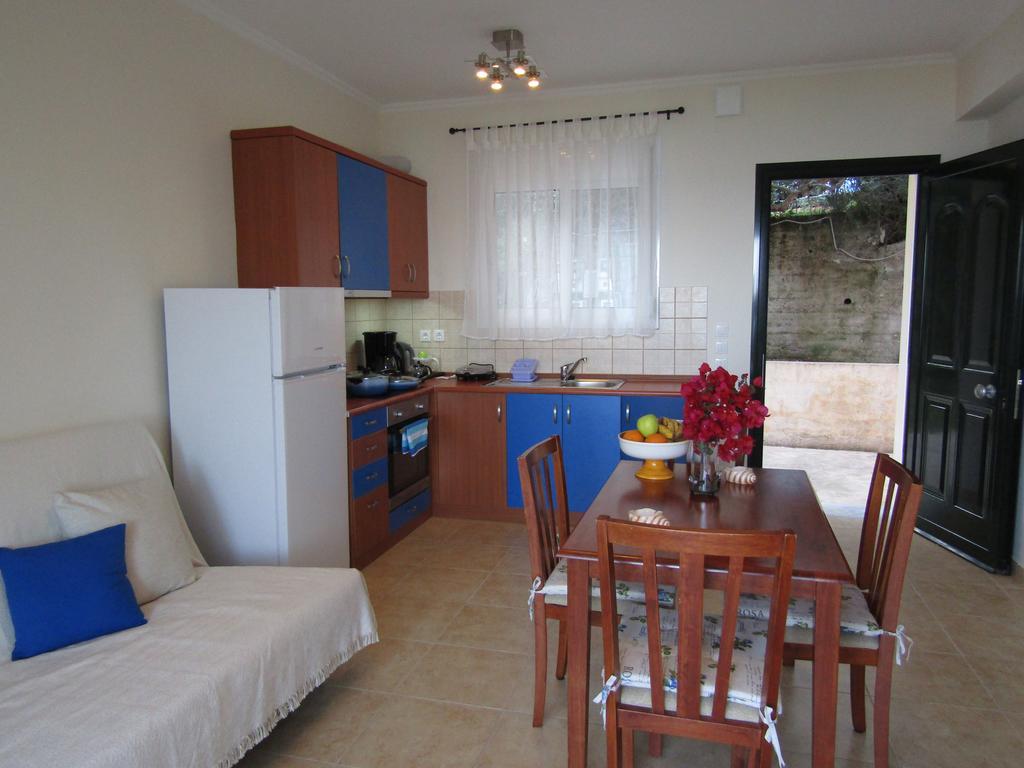 Holiday home Beach Two Bedroom Maisonette With Sea View