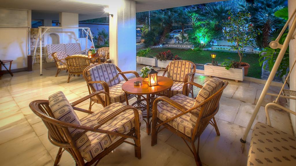 Aparthotel Zina