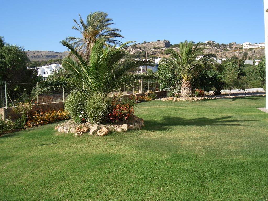 Sifis Pefkos Apartment *