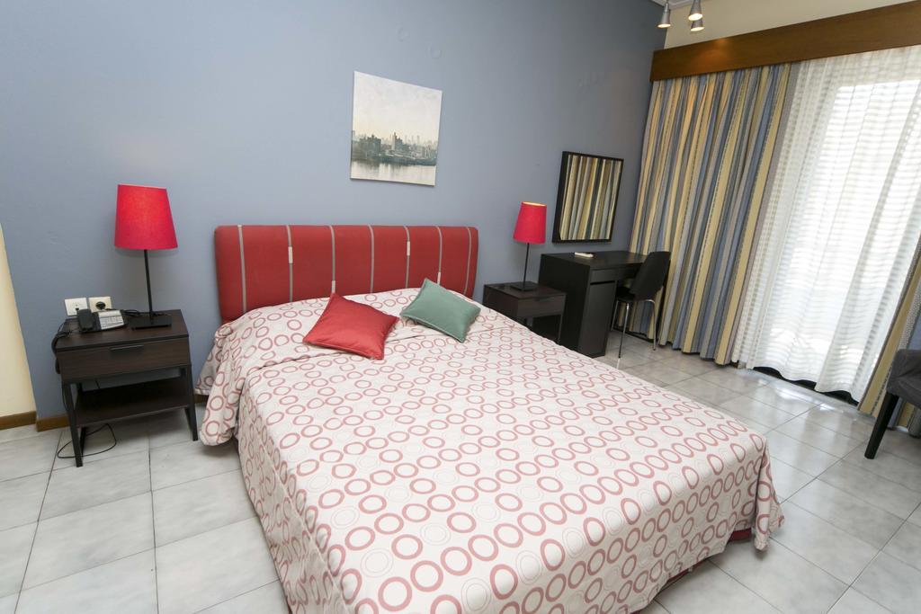Athina Hotel