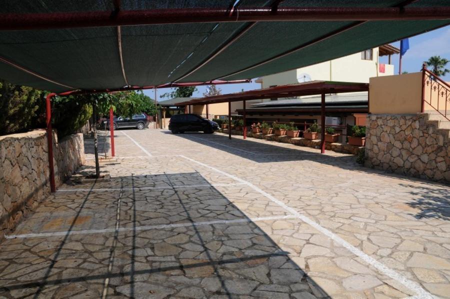 Aparthotel Eugenia 3*