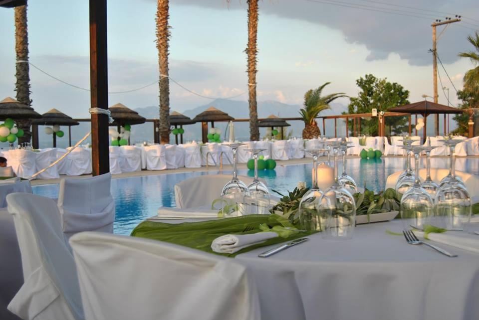Eugenia Aparthotel 3*