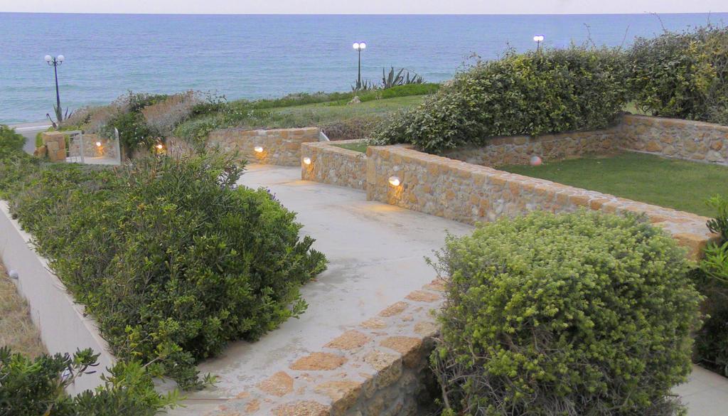 Sea View Beachfront Villa Peri Villa