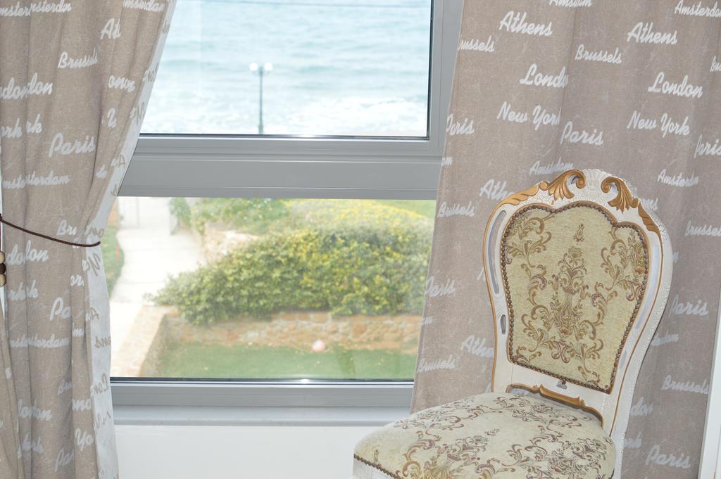 Sea View Beachfront Villa Peri
