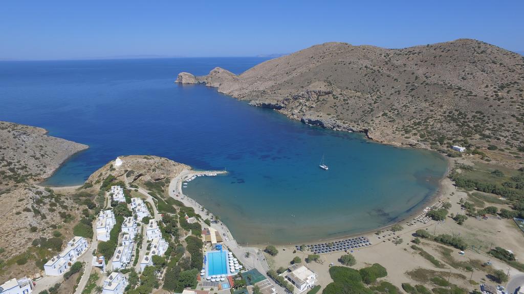 Dolphin Bay Seaside & Hotel