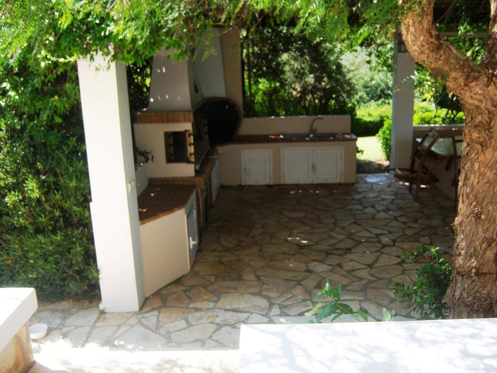 Luxury Flora Kiparissia *