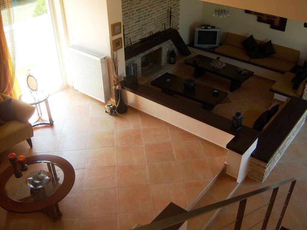 Villa Luxury Flora Kiparissia