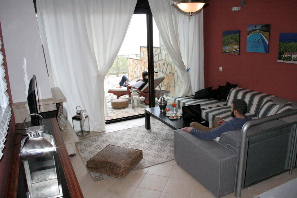 Villa Paressa Nea Fokea