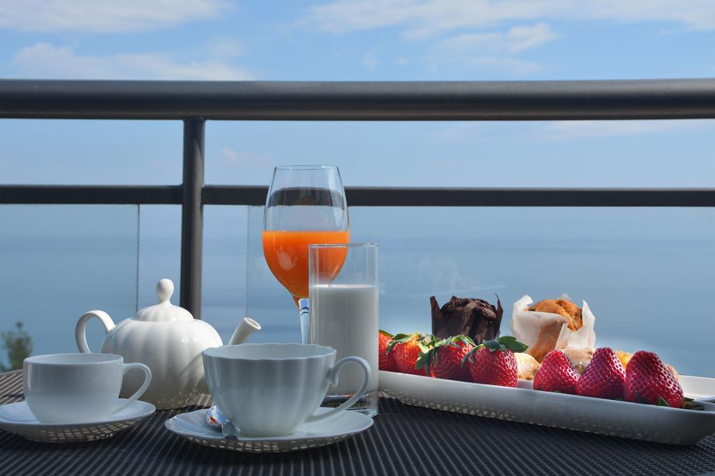 Paressa Villa Nea Fokea