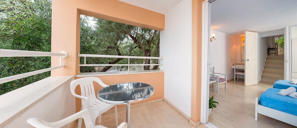 Aparthotel Primavera Paradise 3*