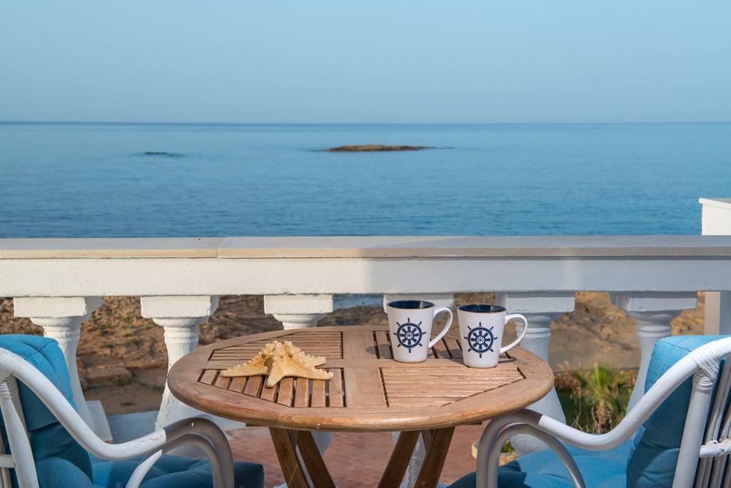 Aparthotel Pyrgos Blue