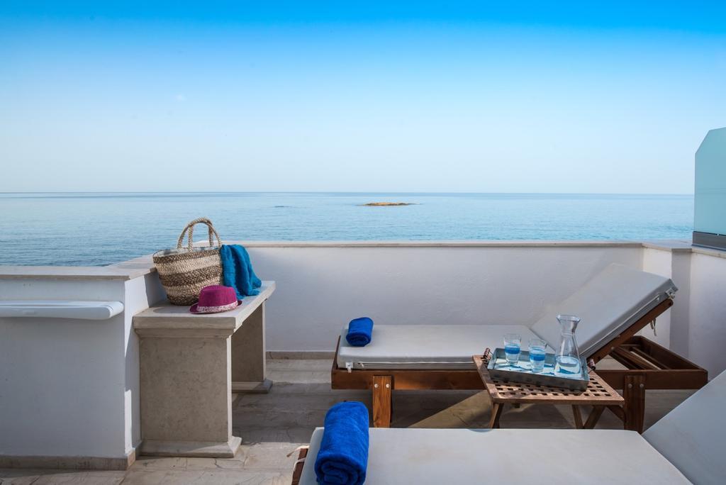Pyrgos Blue Aparthotel Malia (Crete)